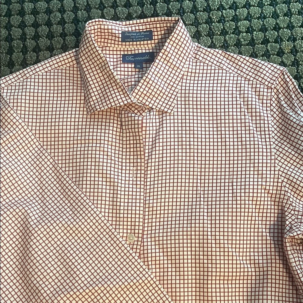 Women’s white and red long sleeve blouse